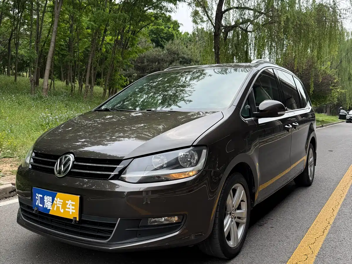Volkswagen Sharan 2018 380TSI Comfort 7-Seater
