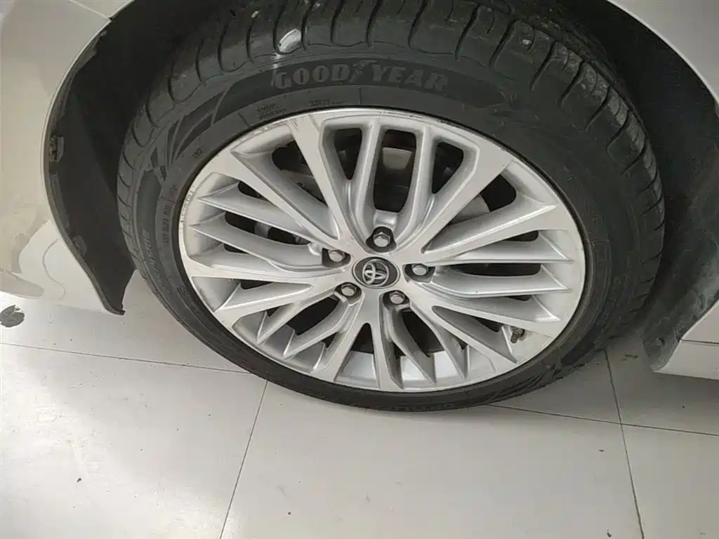Toyota Camry 2019 2.5G Luxury Edition China VI фото 23
