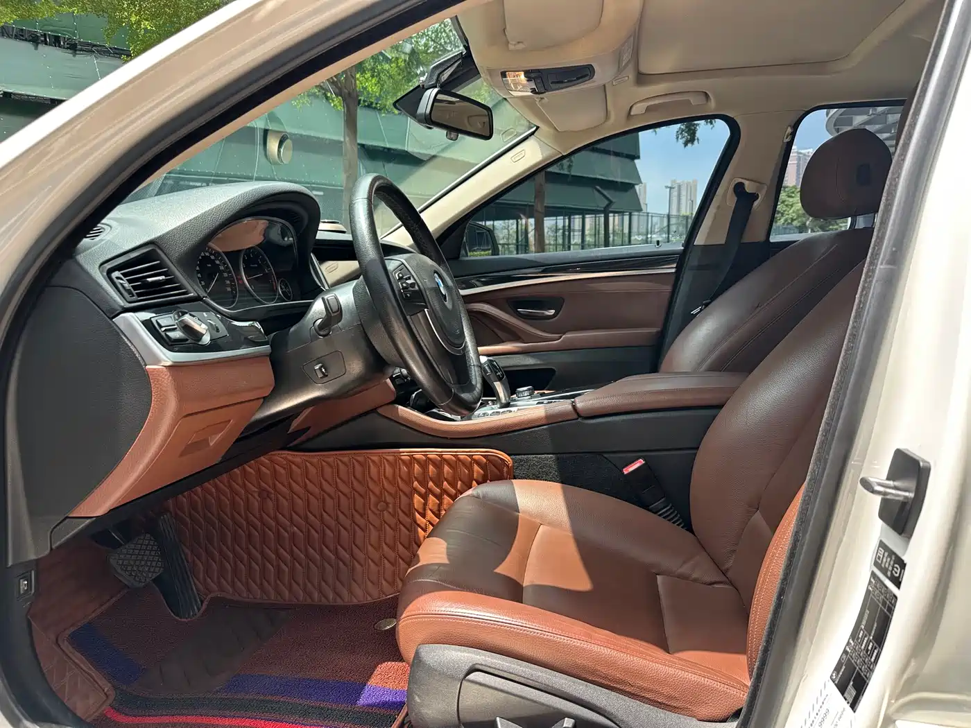 BMW 5 Series 2014 520Li Elegance фото 7