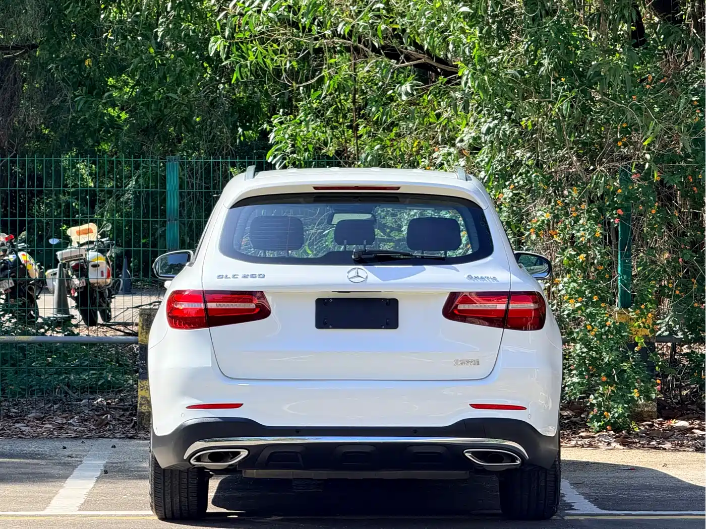 Mercedes-Benz GLC 2018 Facelift GLC 260 4MATIC Luxury фото 18