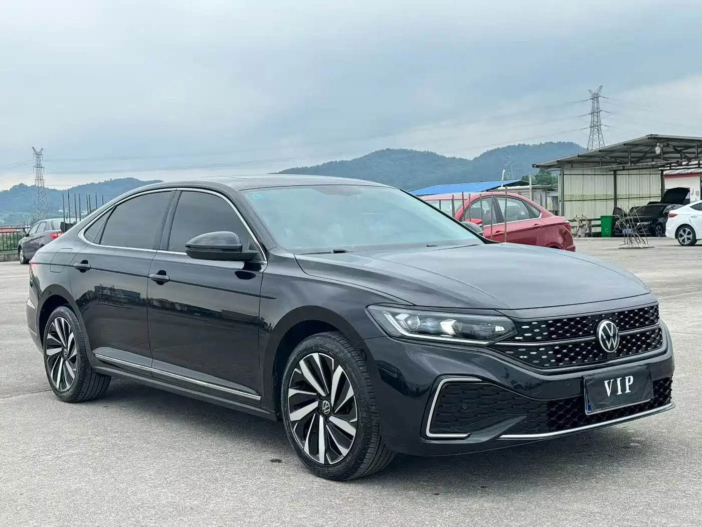 Фото 3 - Volkswagen Passat