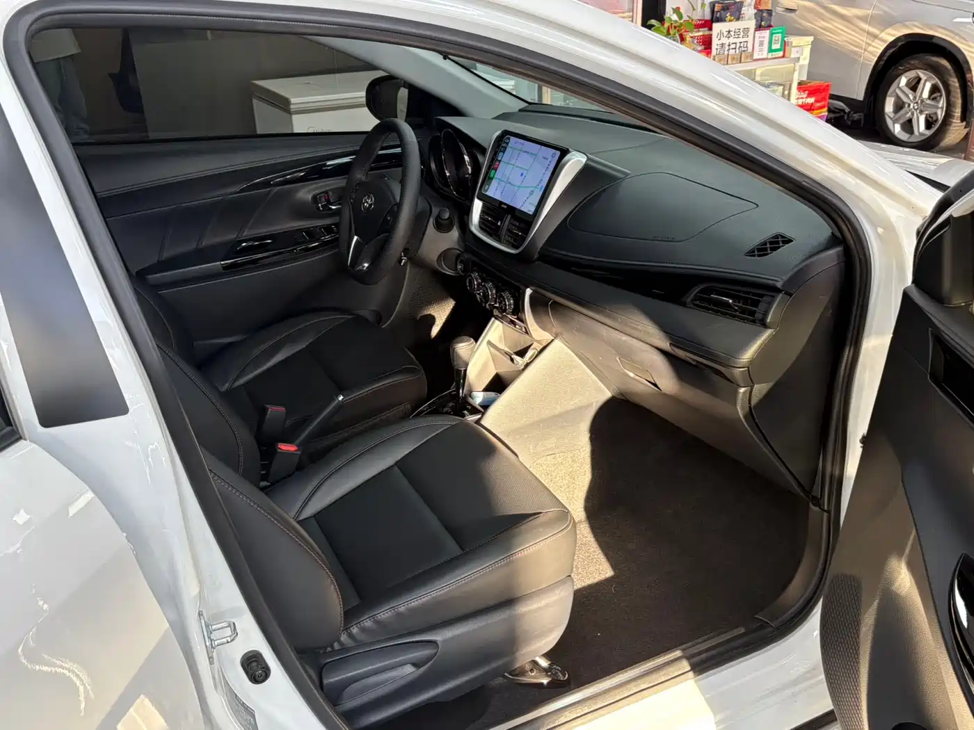 Toyota YARiS L Zhi Xuan 2022 Zhi Xuan X 1.5L CVT Luxury PLUS Edition фото 8