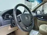 Photo 17 - Buick GL8