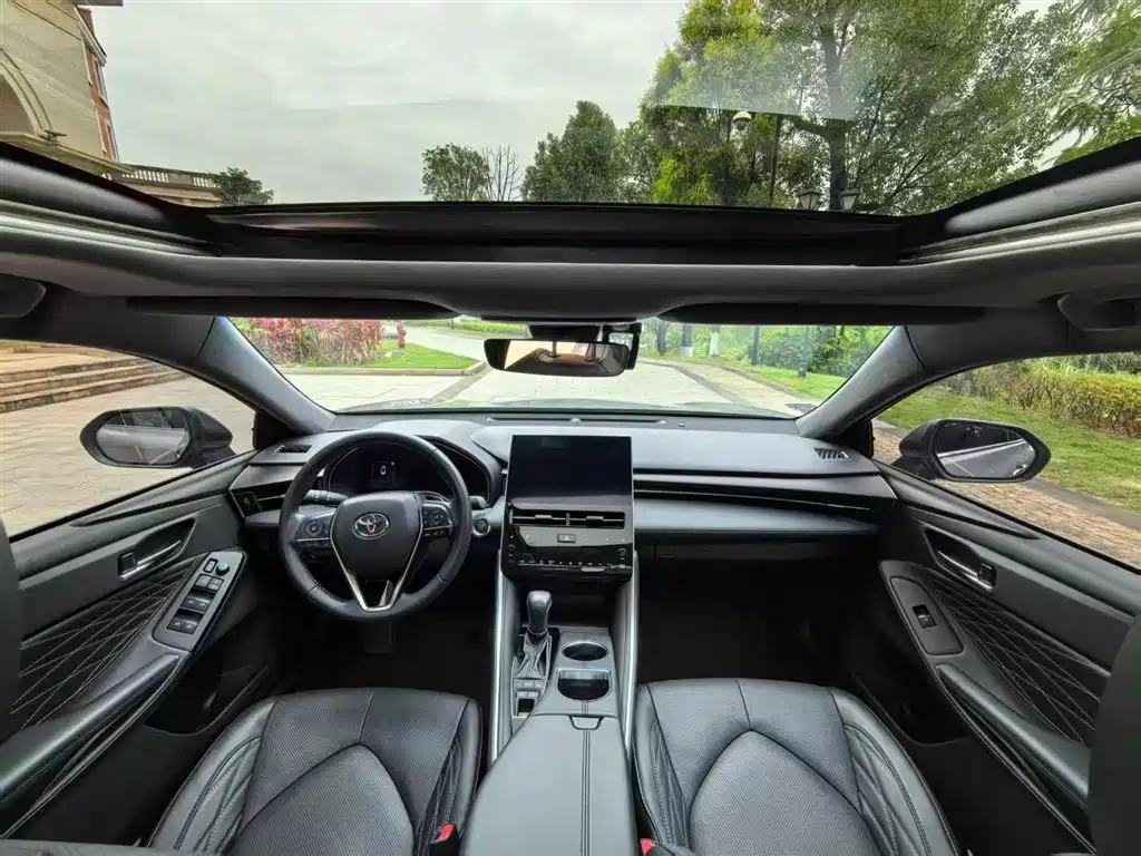 Toyota Avalon 2022 2.5L Touring Premium Edition фото 10