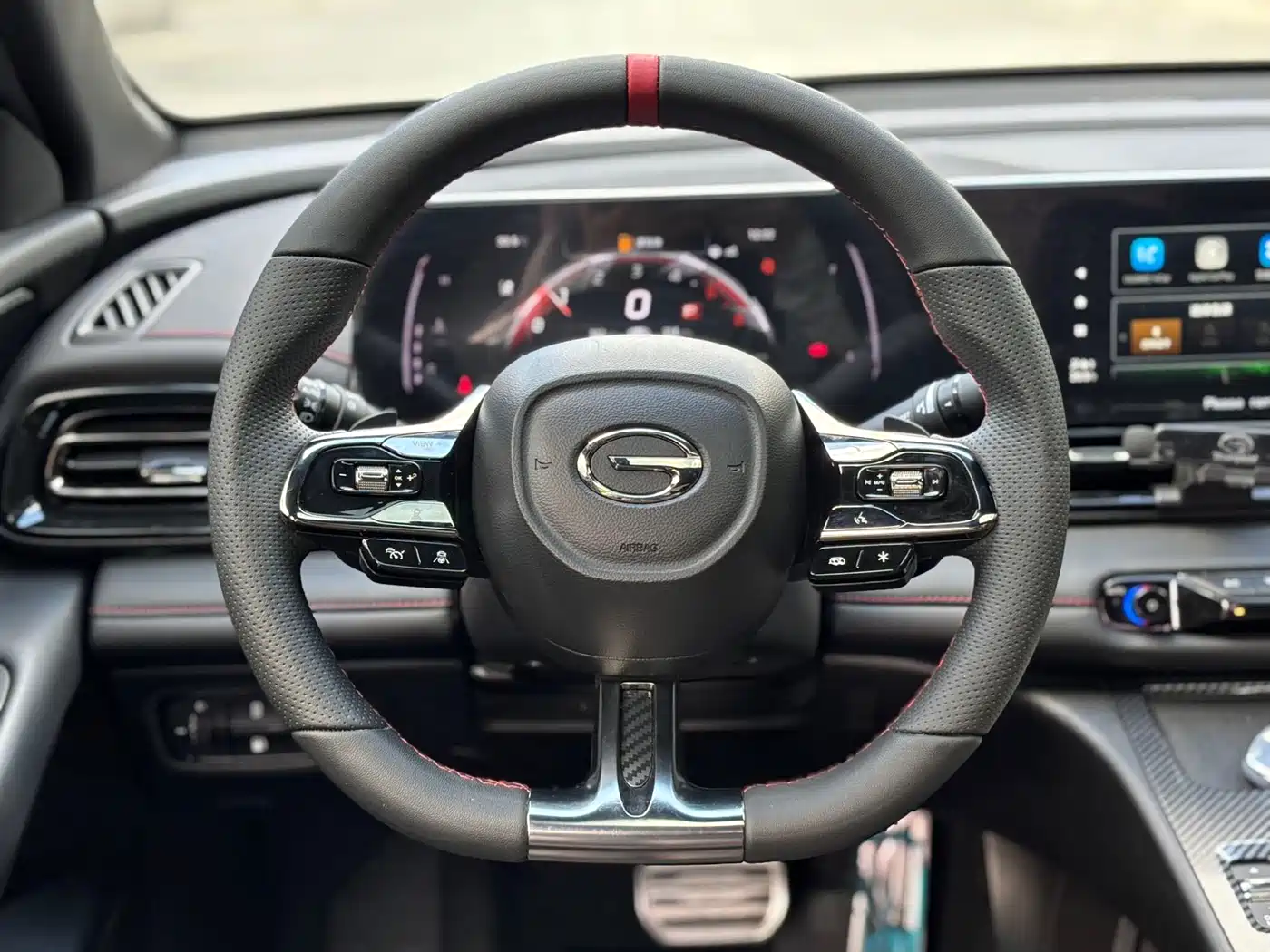 GAC Trumpchi Trumpchi Emkoo 2023 270T DCT J15 Edition фото 25