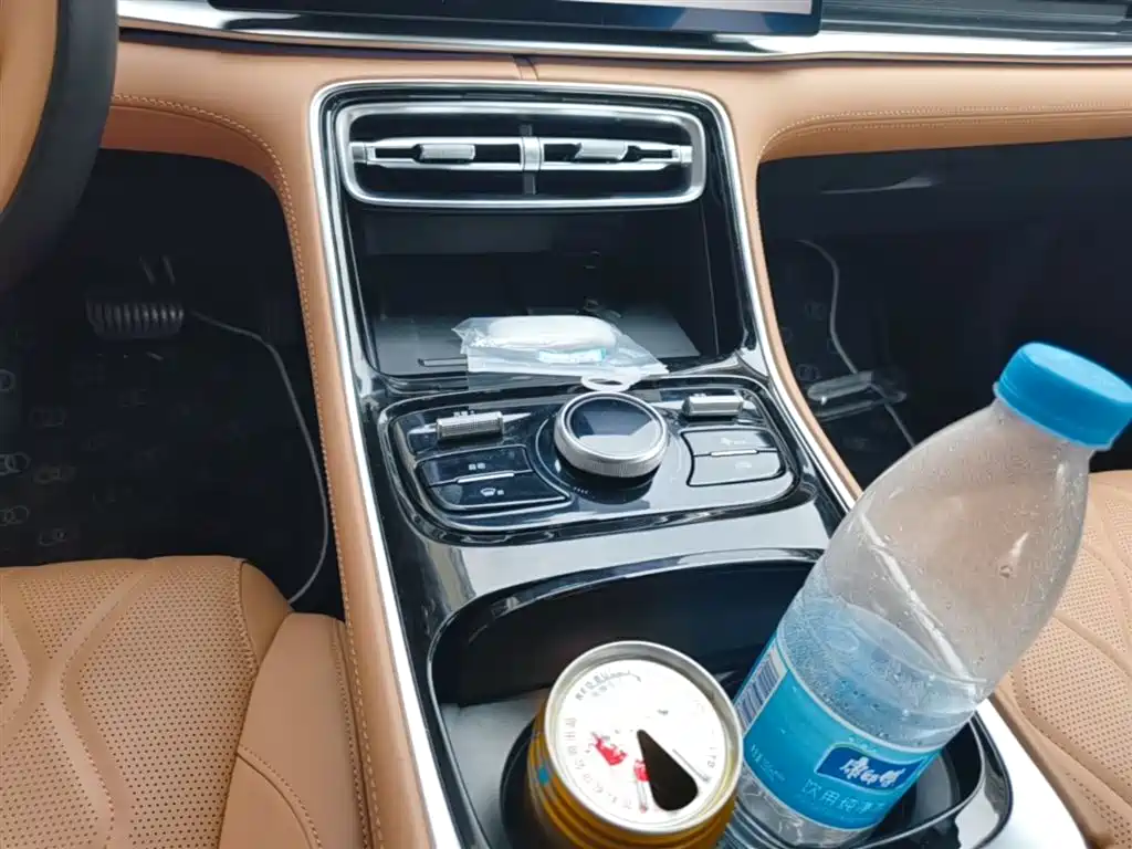 Geely Galaxy Galaxy A7 2025 EM-i фото 14