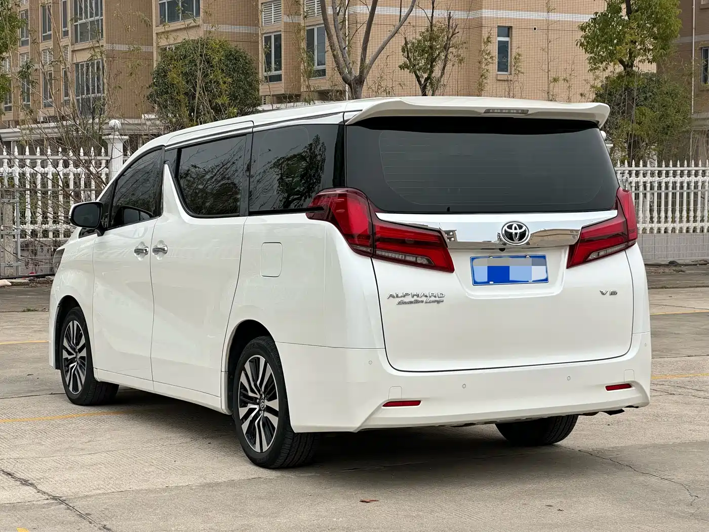 Toyota Alphard 2018 Facelift 3.5L Premium Edition фото 9