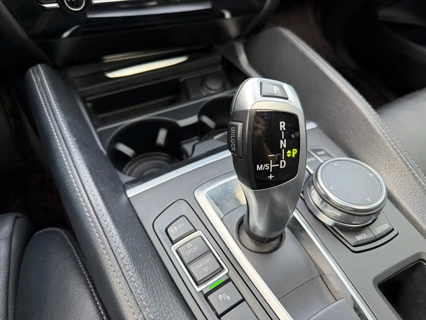 BMW X6 2019 xDrive28i M Sport Package фото 9
