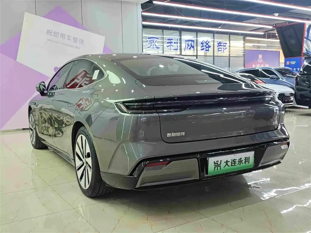 Geely Galaxy Galaxy E8 2024 2024 550km RWD MAX