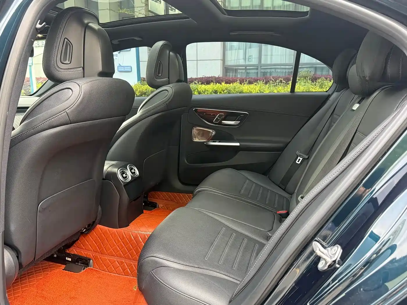 Mercedes-Benz C-Class 2023 C 260 L Night Edition Sport фото 16
