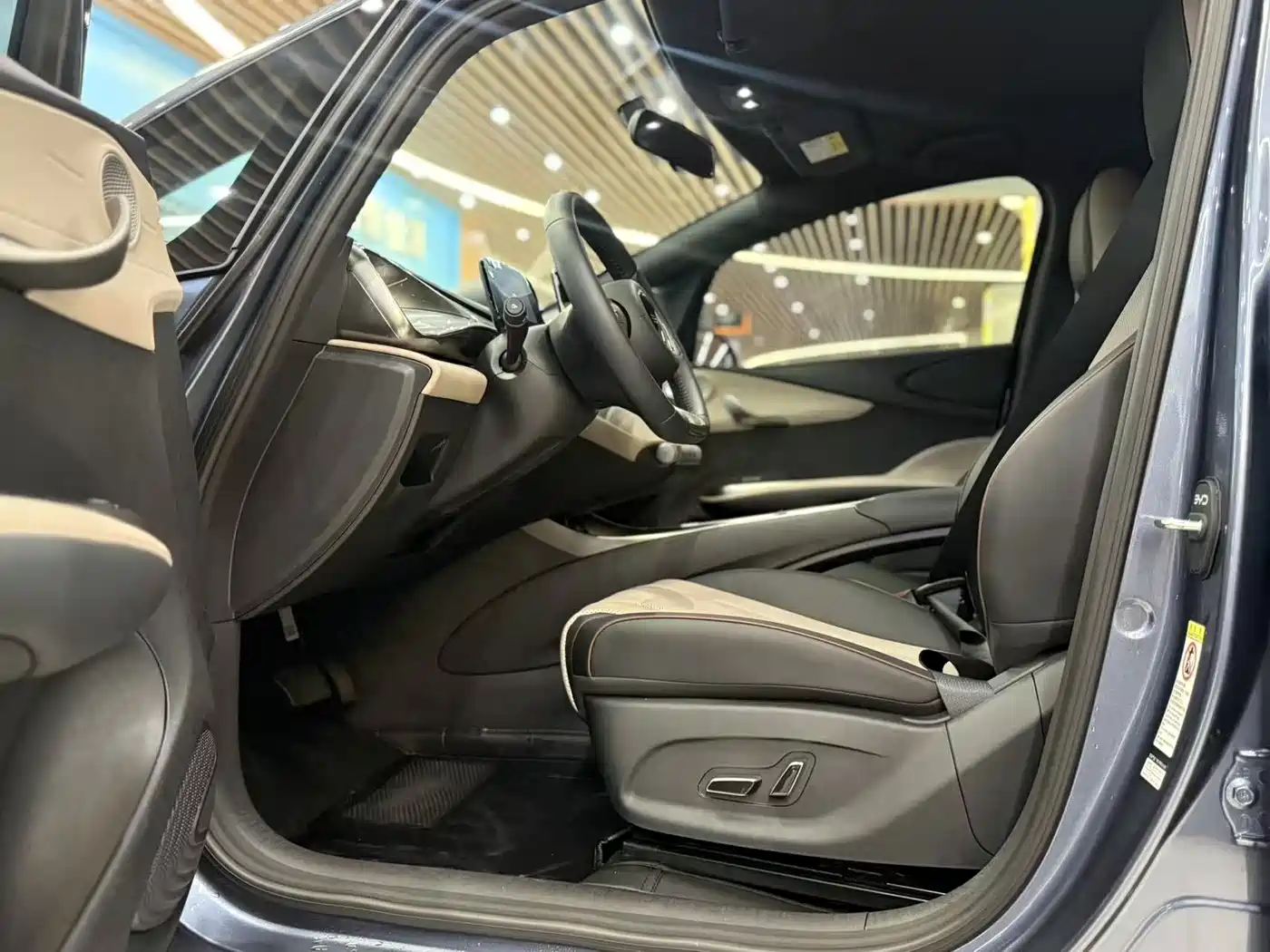 BYD Dolphin 2026 2025 420km Freedom Edition