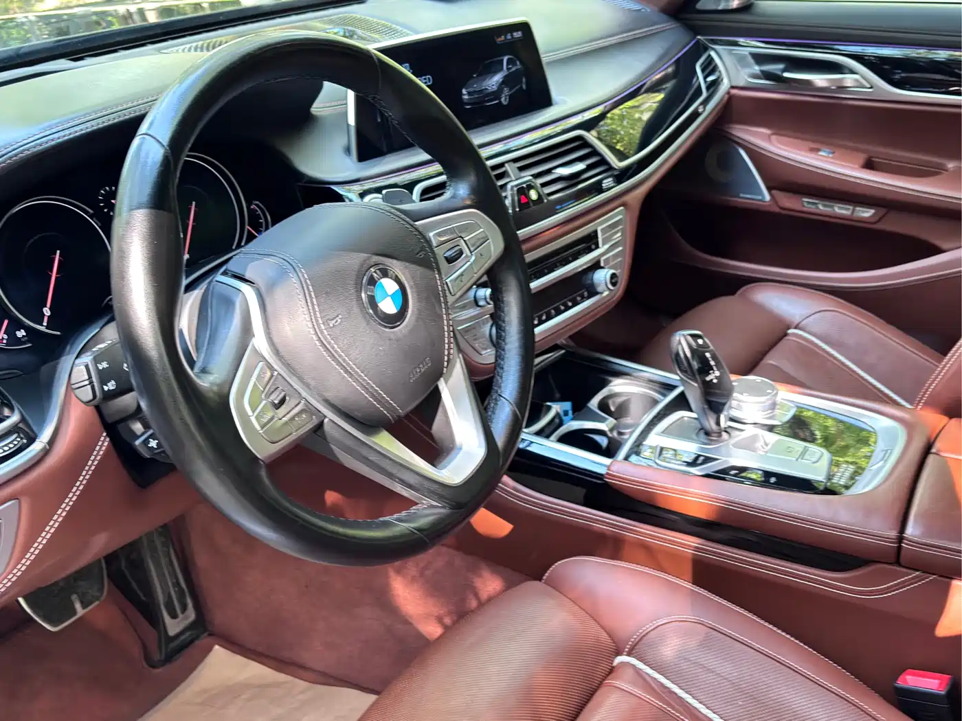 BMW 7 Series 2018 740Li xDrive Premium Type M Sport Package фото 7