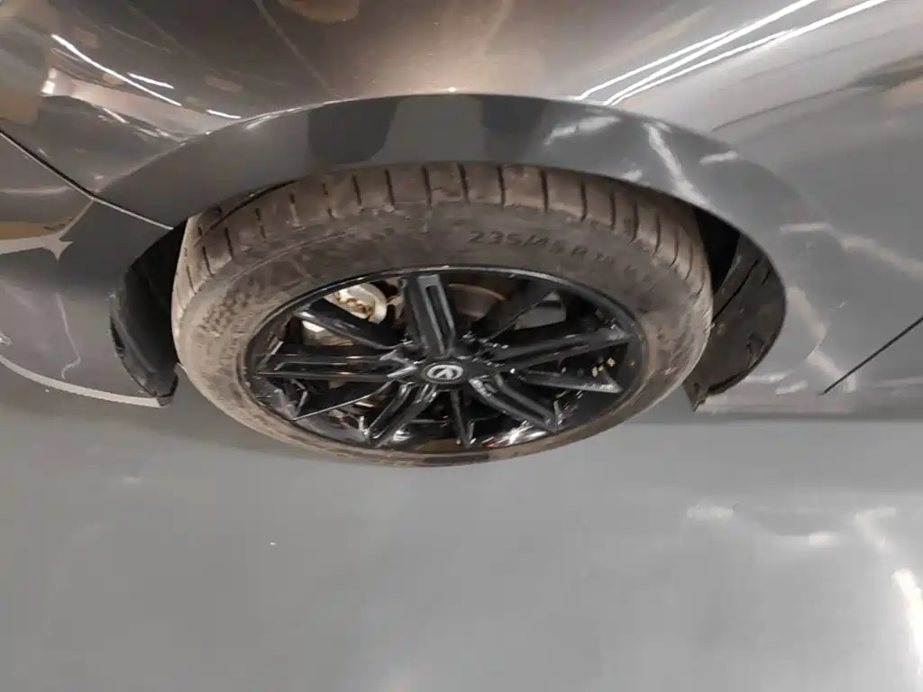 Changan UNI-V iDD 2023 2023 ZhiDian iDD 1.5T 113km Smart Fun Edition