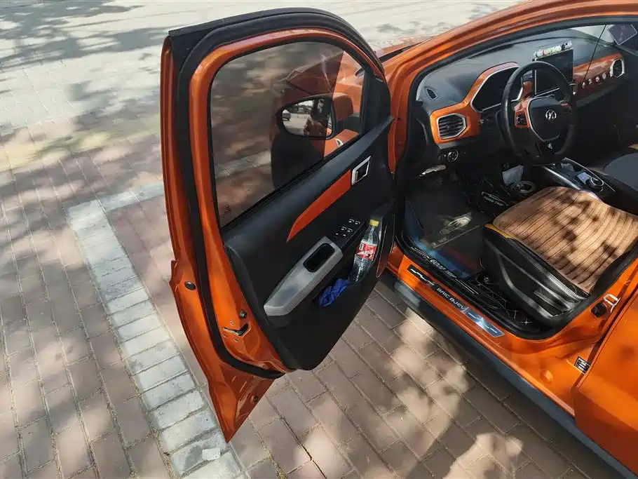 BAIC NEW ENERGY EC3