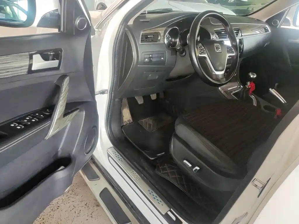 Zotye T600 2017 2016 1.5T Manual Premium