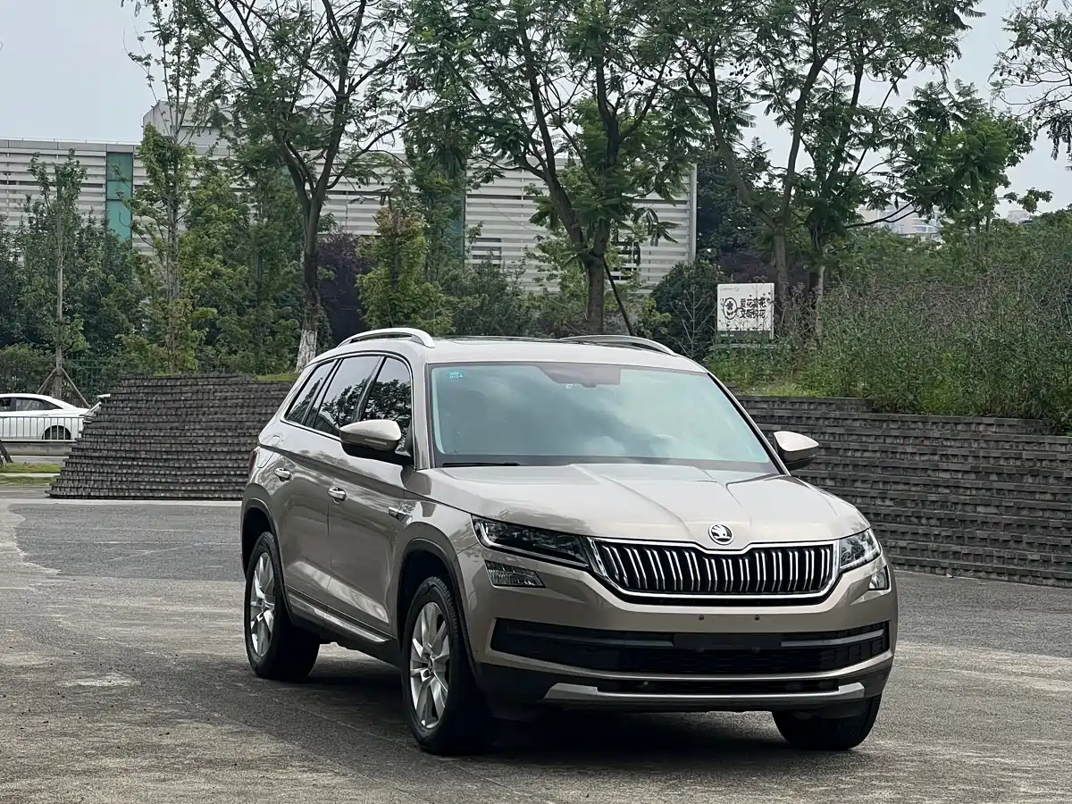 Škoda Kodiaq 2018 Facelift TSI330 7-seat 2WD Premium Luxury Edition фото 5
