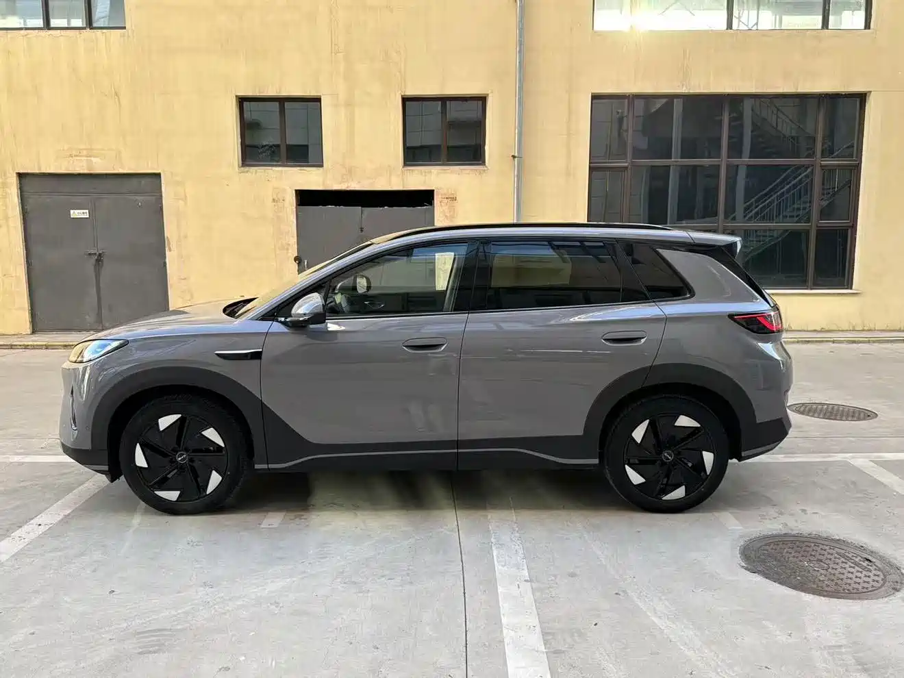 BYD Hai Shi 05 EV 2025 520KM Flagship Smart Navigation Edition фото 3