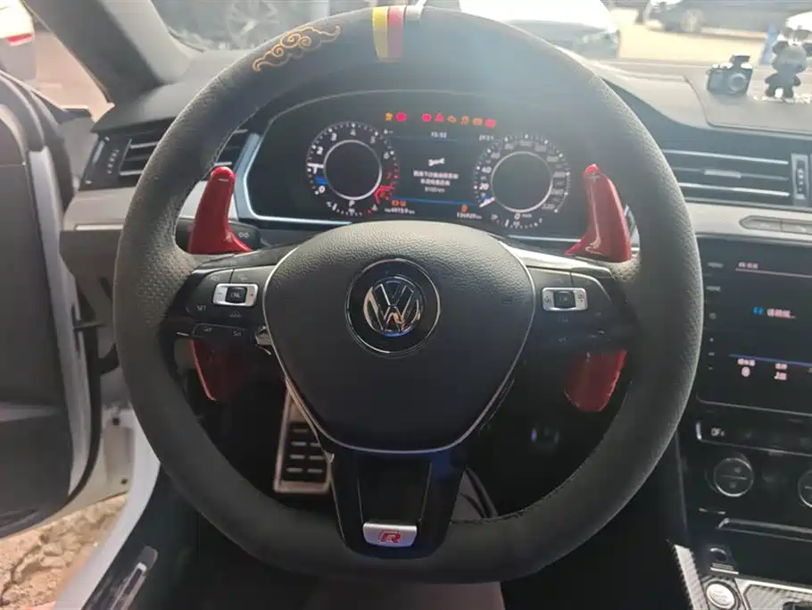 Volkswagen FAW-Volkswagen CC 2019 330TSI Charm Edition China VI фото 15