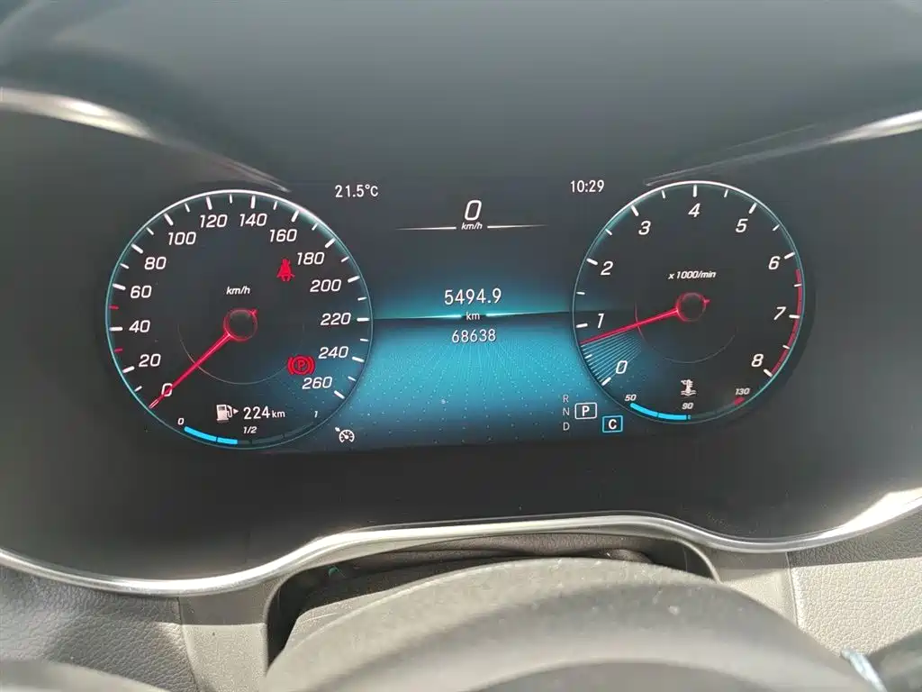 MERCEDES-BENZ GLC
