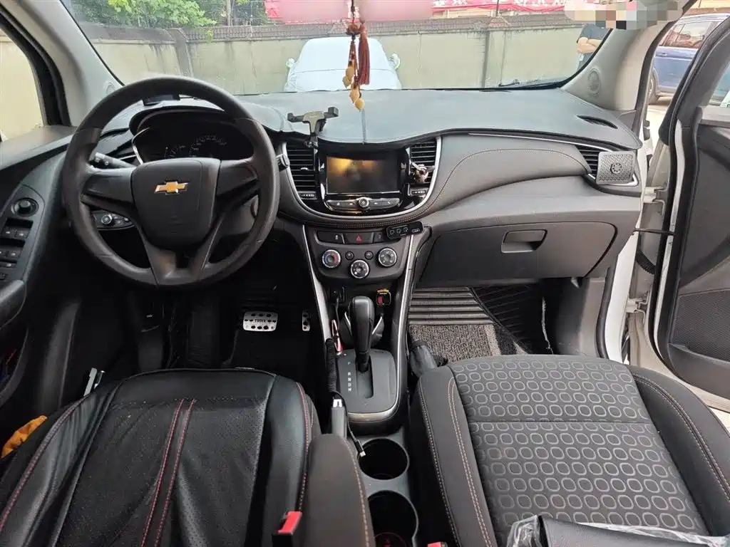 Chevrolet Trax 2018 330T Automatic 2WD Elite фото 13