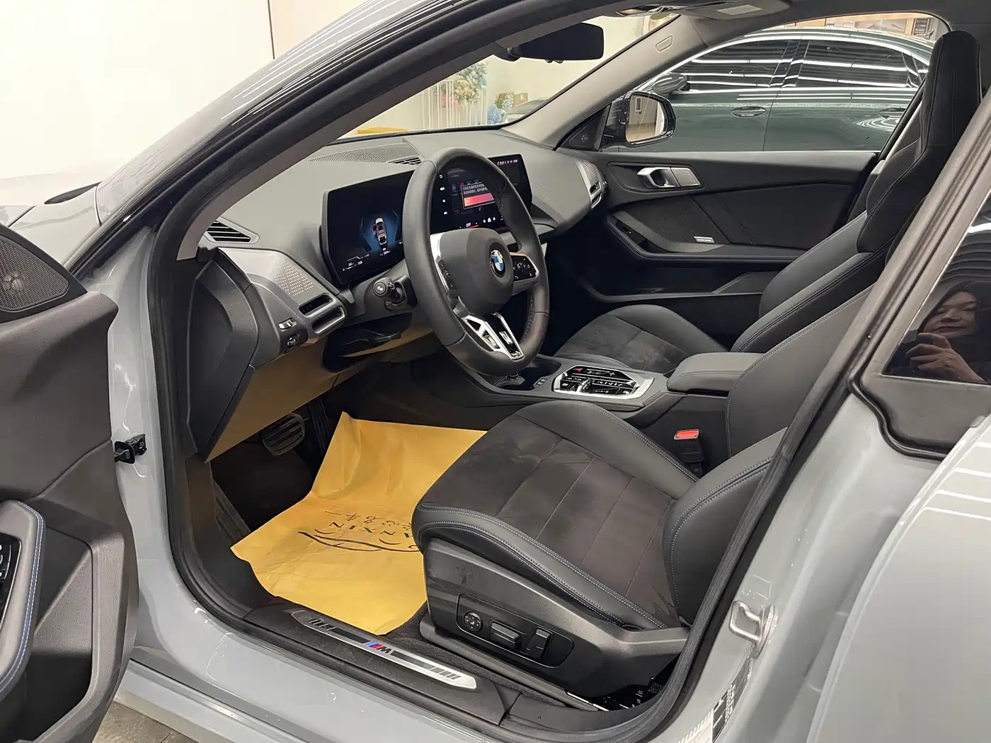 BMW 2 Series 2025 225L M Sport Package фото 7