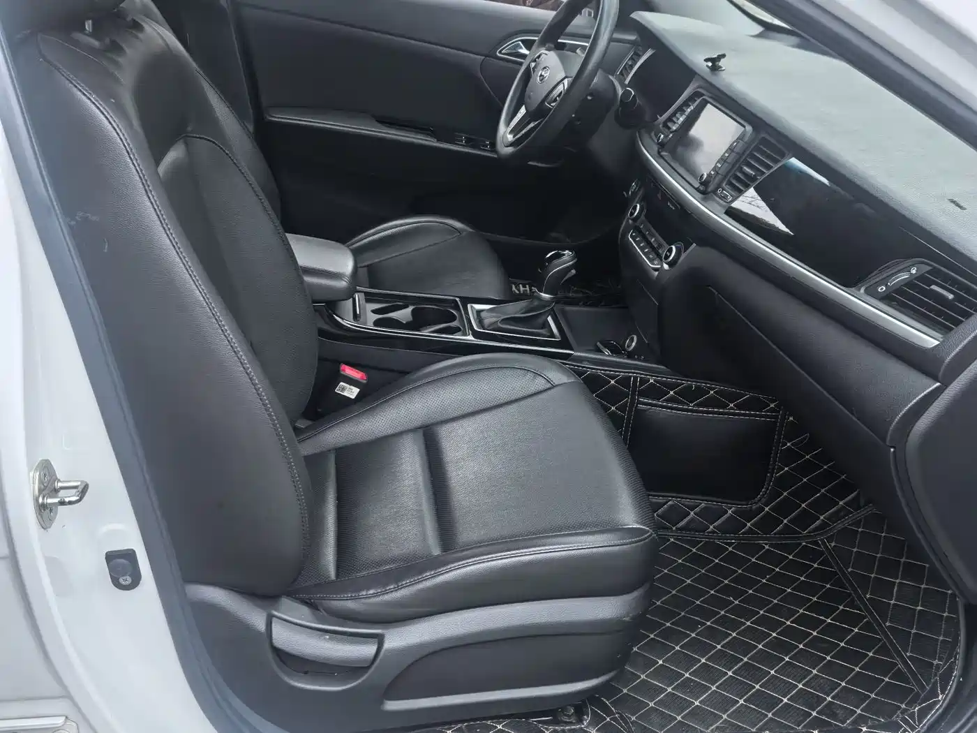 HYUNDAI NAME PICTURE