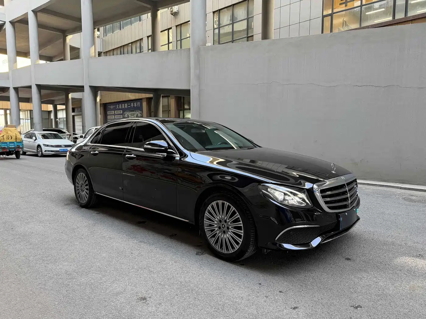 Mercedes-Benz E-Class 2020 E 300 L Luxury Model фото 2