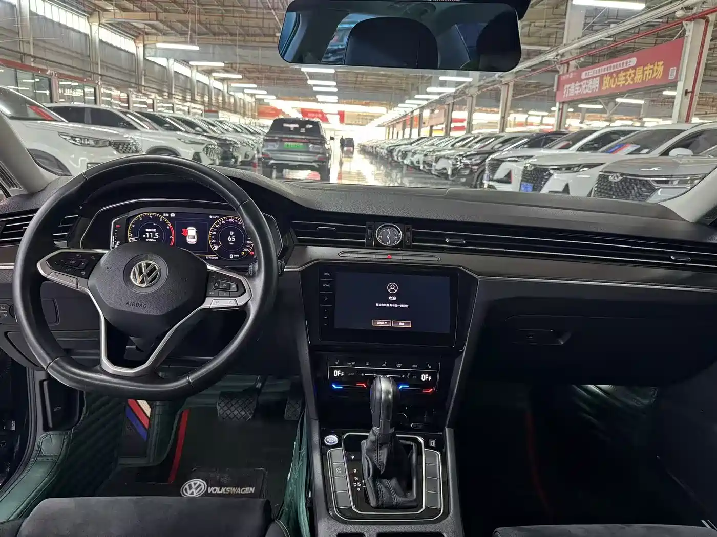 Volkswagen Magotan 2020 330TSI DSG Luxury фото 8