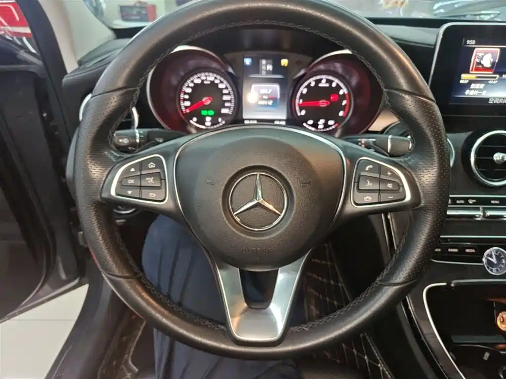 Mercedes-Benz C-Class 2017 Facelift C 200 L Sport Edition фото 7
