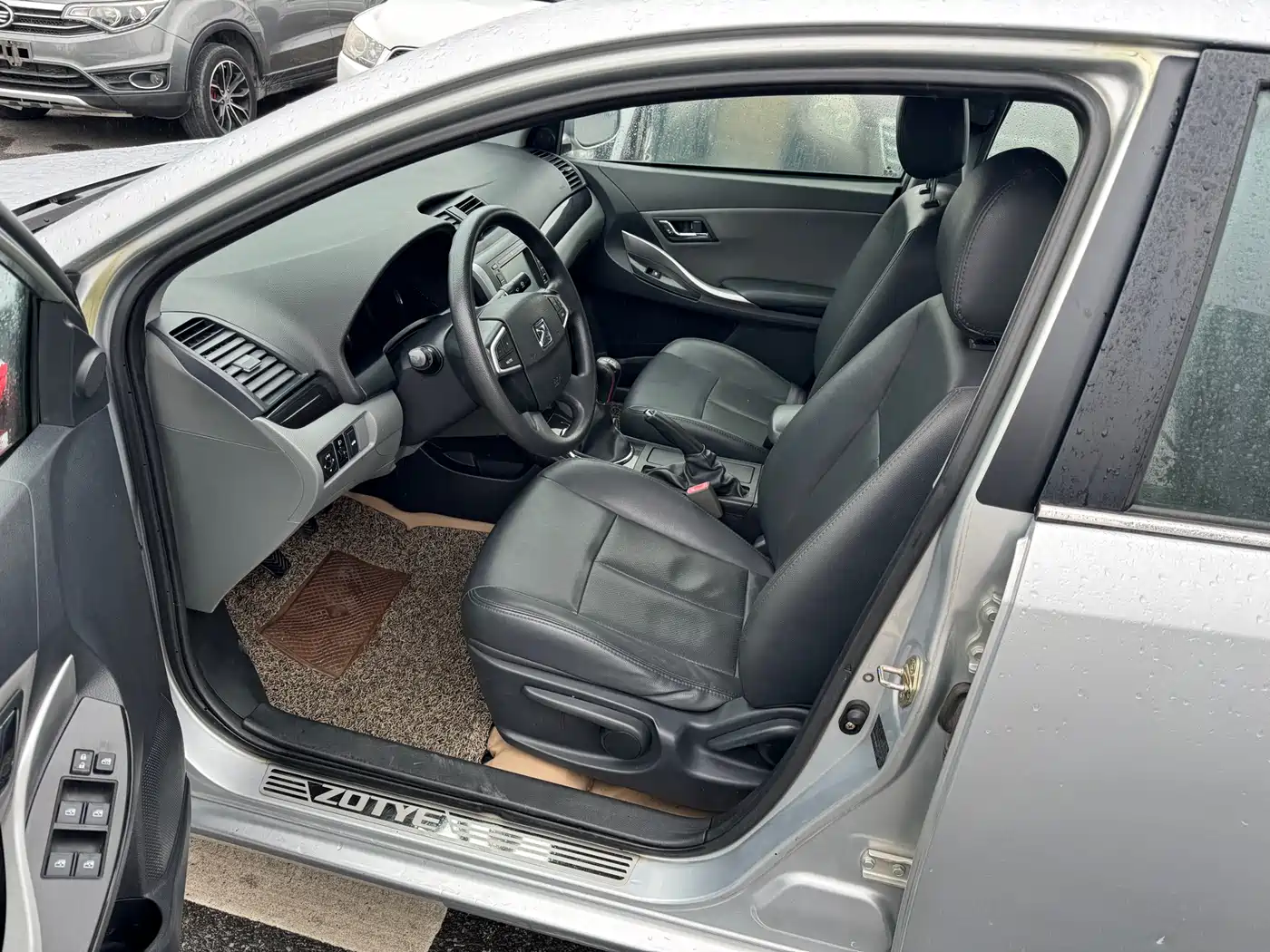 Zotye Z300 2015 2014 1.5L Urban Edition Manual Luxury