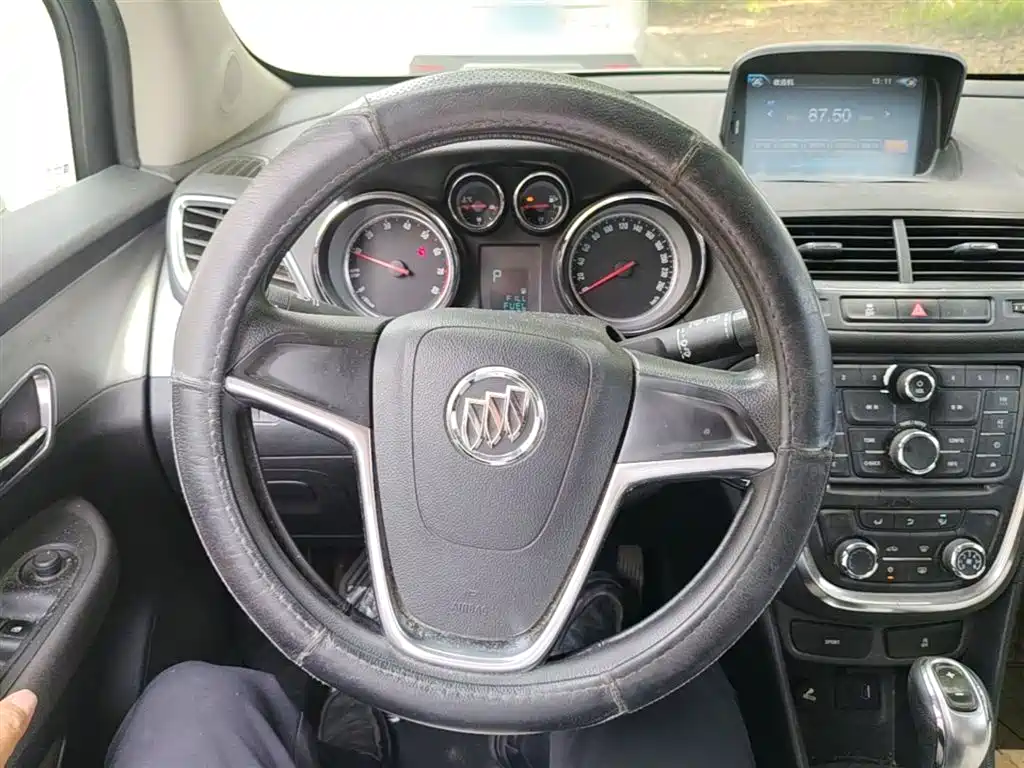 Buick Encore 2015 1.4T Automatic 2WD Urban Elite фото 11