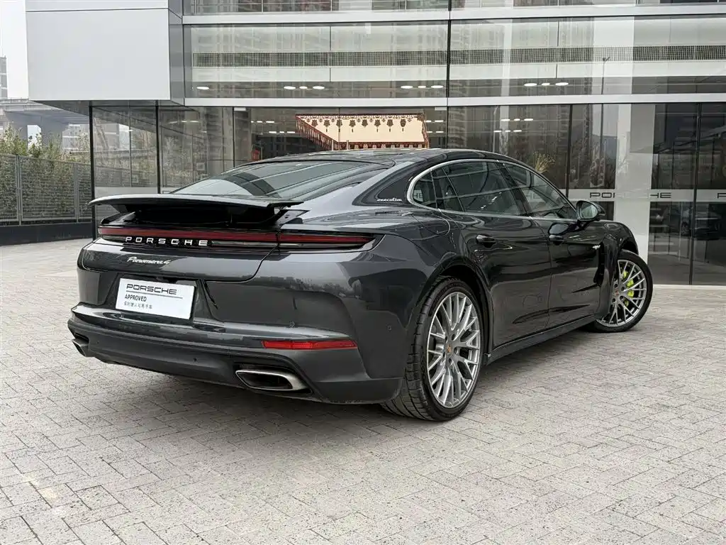 PORSCHE PANAMERA NEW ENERGY
