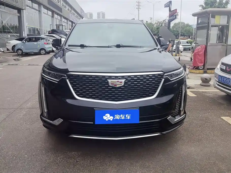 Cadillac XT6 2021 28T 6-Seater AWD Luxury фото 2