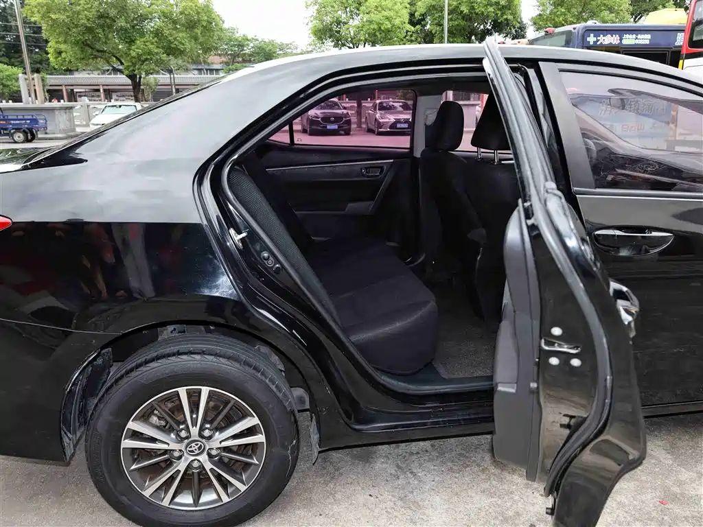 Toyota Levin 2017 1.2T G CVT Elite Edition фото 18