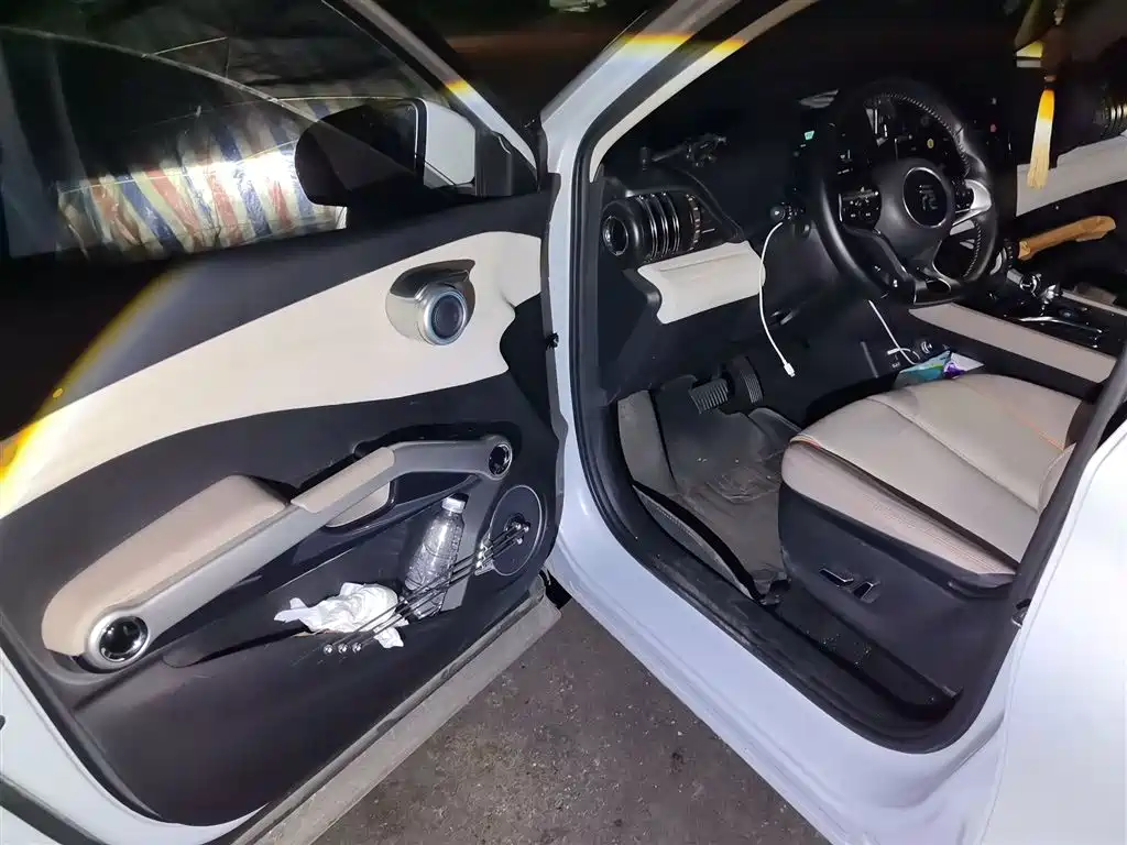 BYD Yuan PLUS 2024 Glory Edition 510KM Leading фото 14