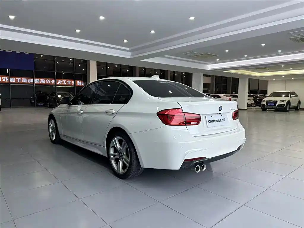 BMW 3 Series 2018 320i M Sport Package фото 6