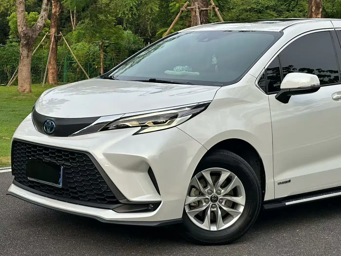 Toyota Granvia 2023 2023 2.5L Hybrid Comfort Edition