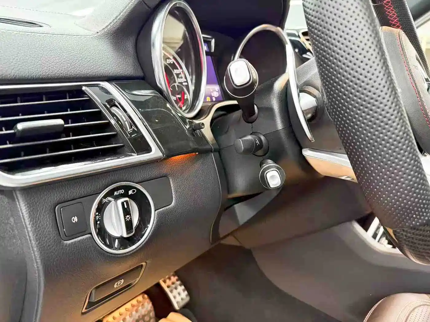 Mercedes-Benz GLS AMG 2017 2017 AMG GLS 63 4MATIC