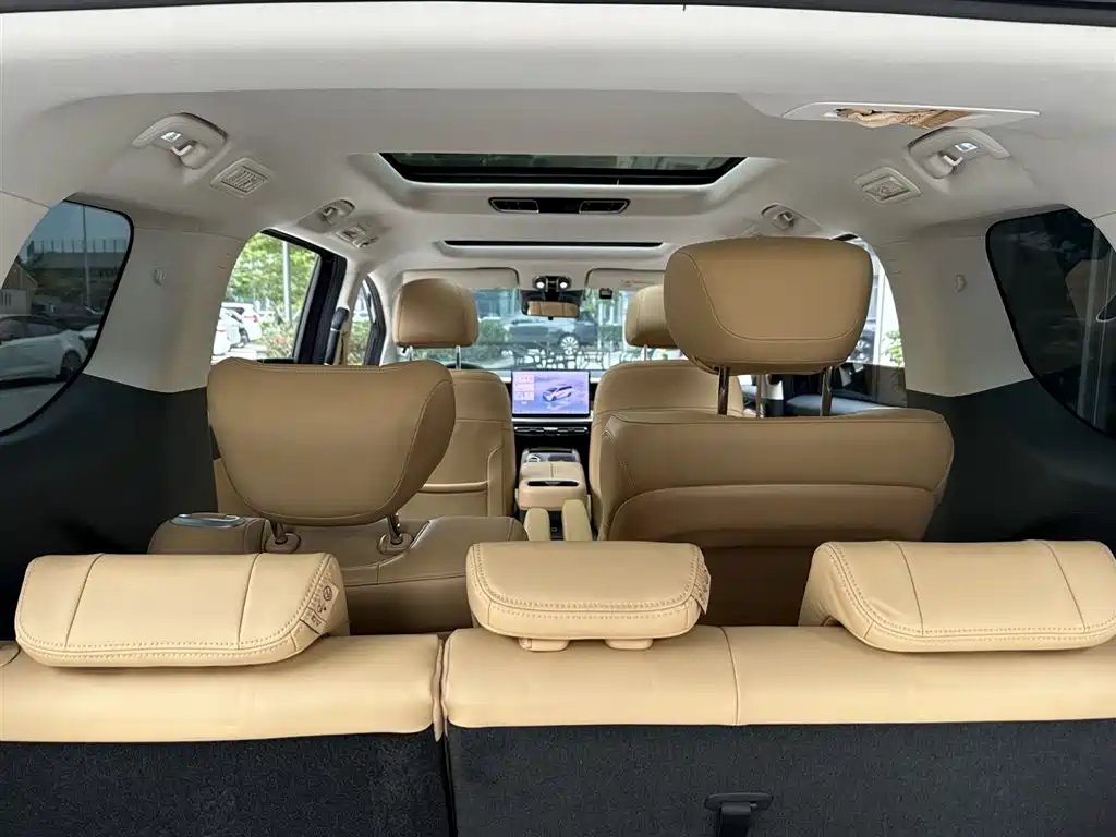 GAC Trumpchi Trumpchi E8 NEV 2024 Model 150km MAX фото 23