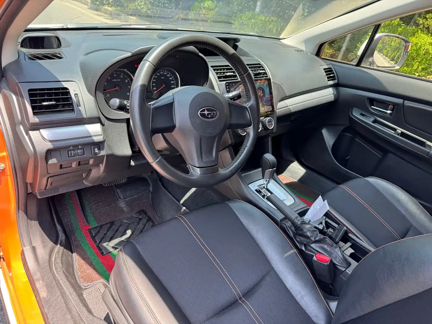 Subaru XV 2012 2.0i Luxury Navigation Edition фото 7