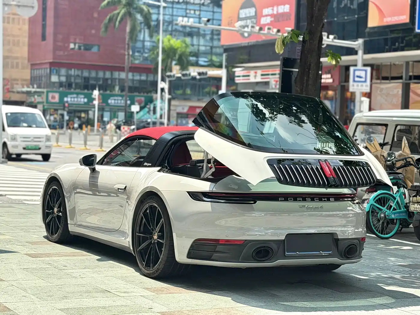 Porsche 911 2023 Targa 4 3.0T фото 8