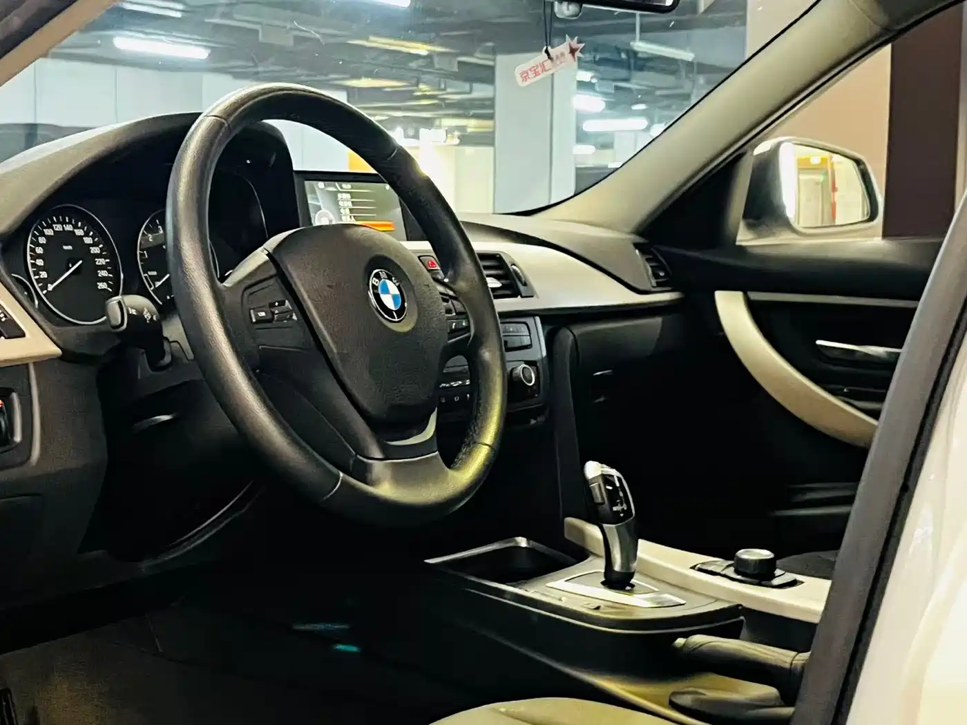 BMW 3 Series 2014 320Li Fashion фото 12