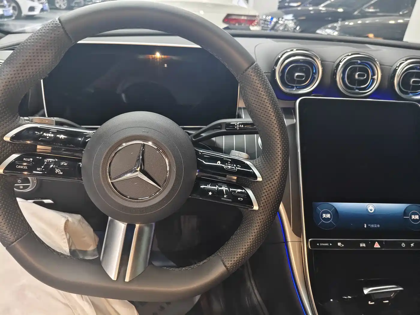 Mercedes-Benz C-Class 2025 C 260 L Sport Edition фото 5