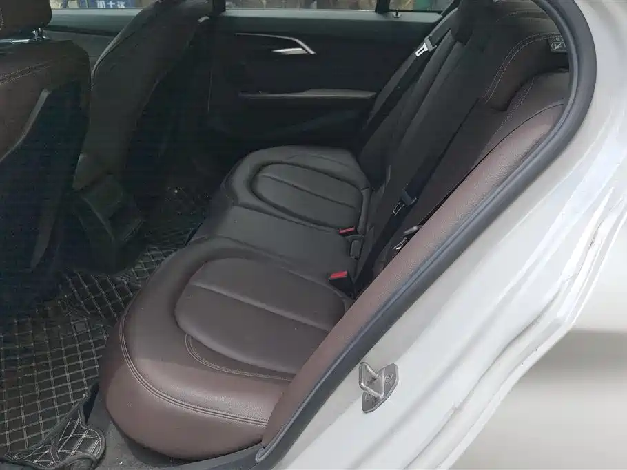 BMW 1 Series 2019 118i M Sport Package фото 11