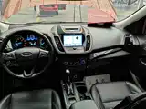 Фото 13 - Ford Kuga