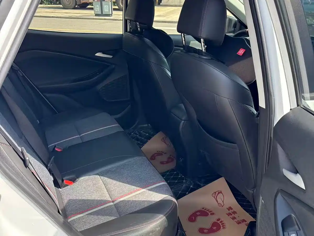 Chevrolet Trax 2019 325T Automatic Power Version (China VI) фото 9