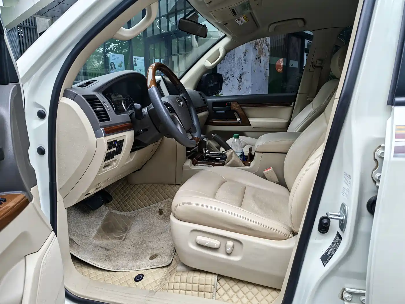 Toyota Land Cruiser (Import) фото 8