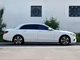 Фото 10 - Mercedes-Benz E-Class