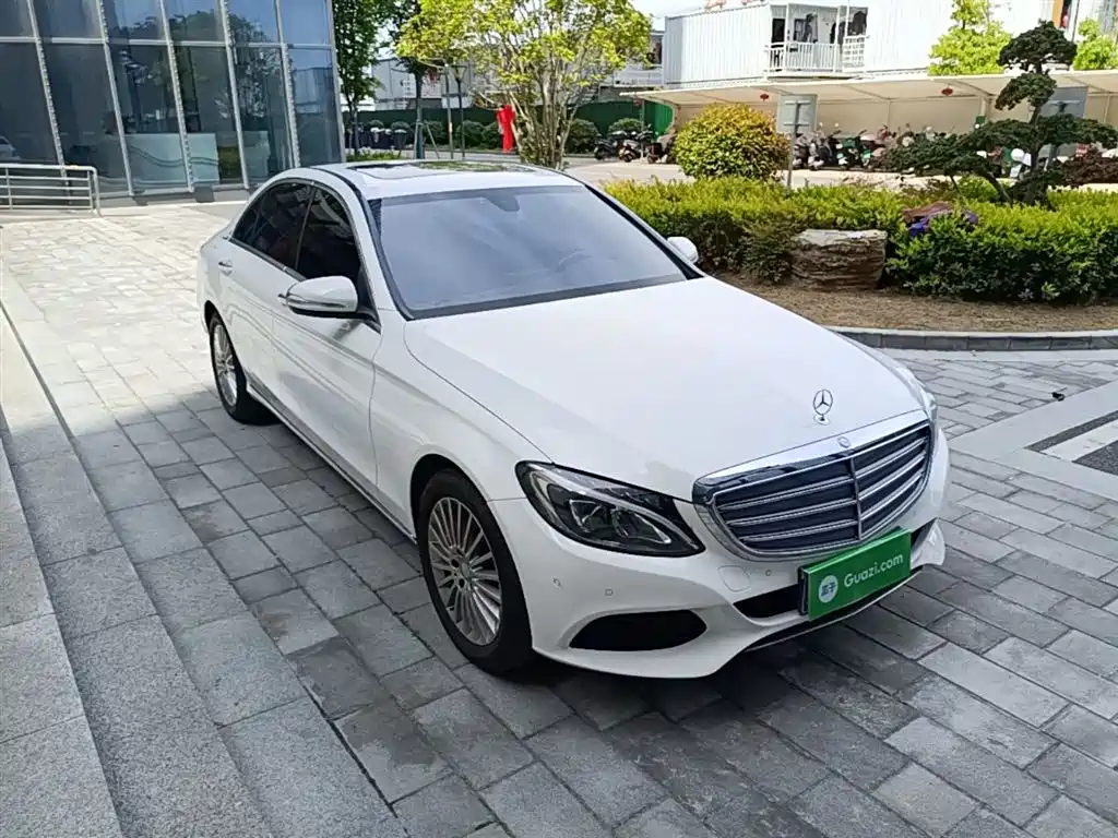 Mercedes-Benz C-Class 2017 C 180 L фото 4
