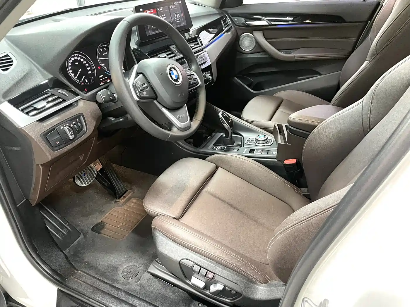 BMW X1 2022 sDrive20Li Fashion фото 7